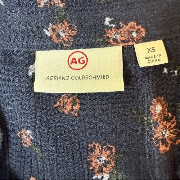 AG Adriano Goldschmied Women's Celeste Floral Navy Blouse Size X-Small - Picture 4 of 13